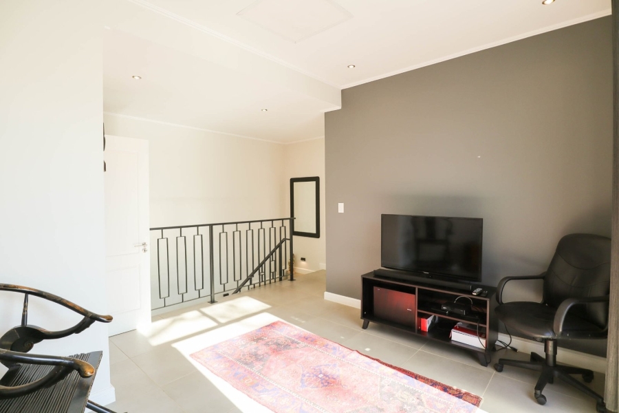 3 Bedroom Property for Sale in Bryanston Gauteng