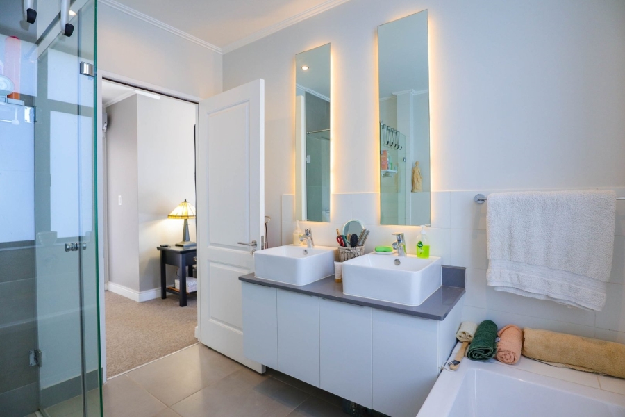 3 Bedroom Property for Sale in Bryanston Gauteng