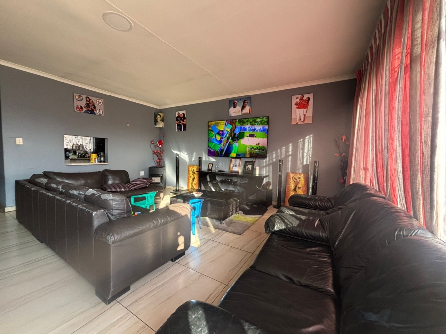 2 Bedroom Property for Sale in Vereeniging Gauteng