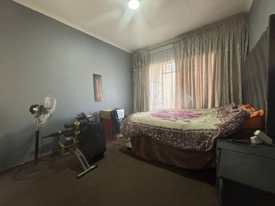 2 Bedroom Property for Sale in Vereeniging Gauteng