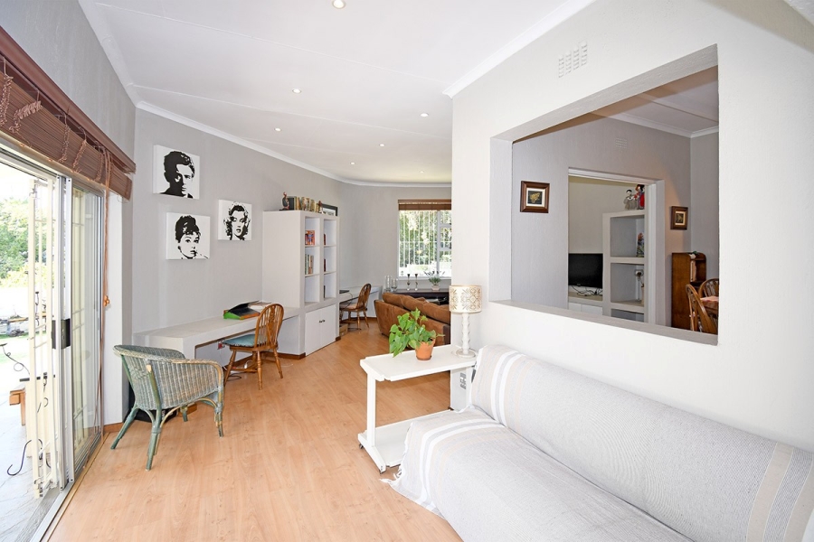 3 Bedroom Property for Sale in Hurlingham Manor Gauteng