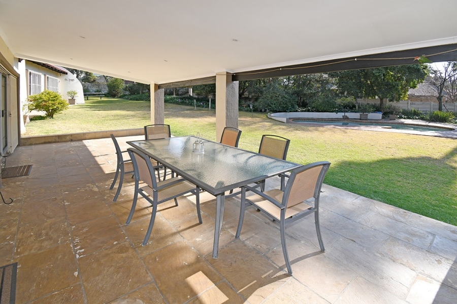 3 Bedroom Property for Sale in Hurlingham Manor Gauteng