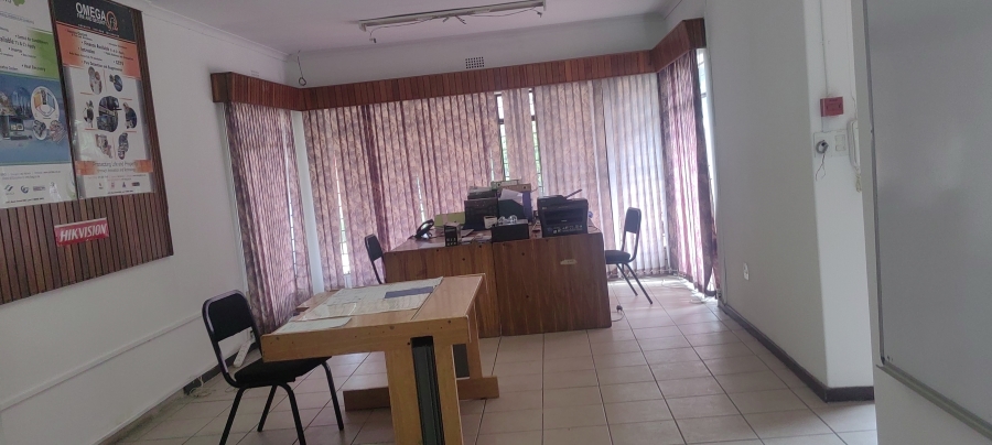 1 Bedroom Property for Sale in Robertsham Gauteng