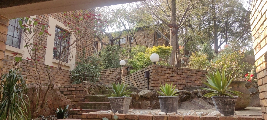 3 Bedroom Property for Sale in Mulbarton Gauteng