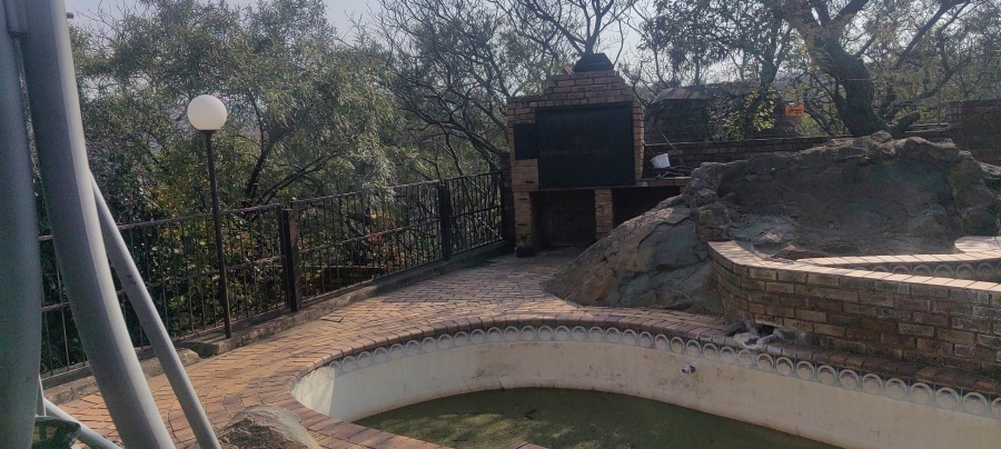 3 Bedroom Property for Sale in Mulbarton Gauteng