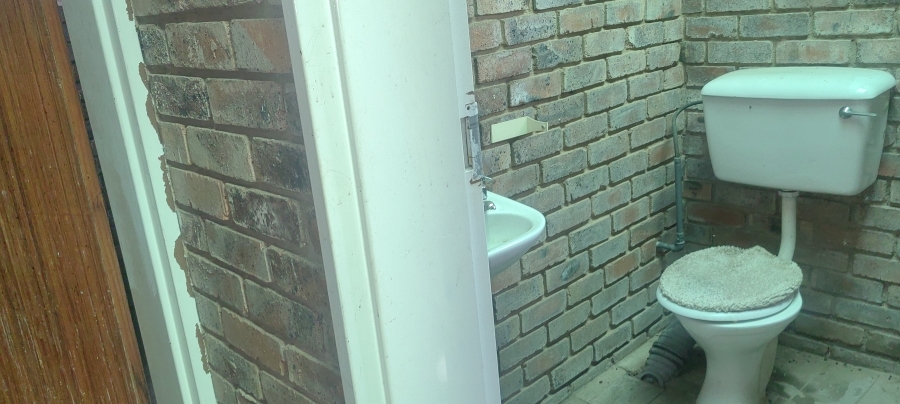 3 Bedroom Property for Sale in Mulbarton Gauteng