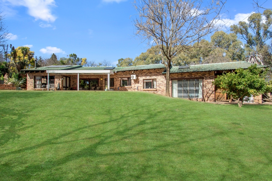 4 Bedroom Property for Sale in Douglasdale Gauteng
