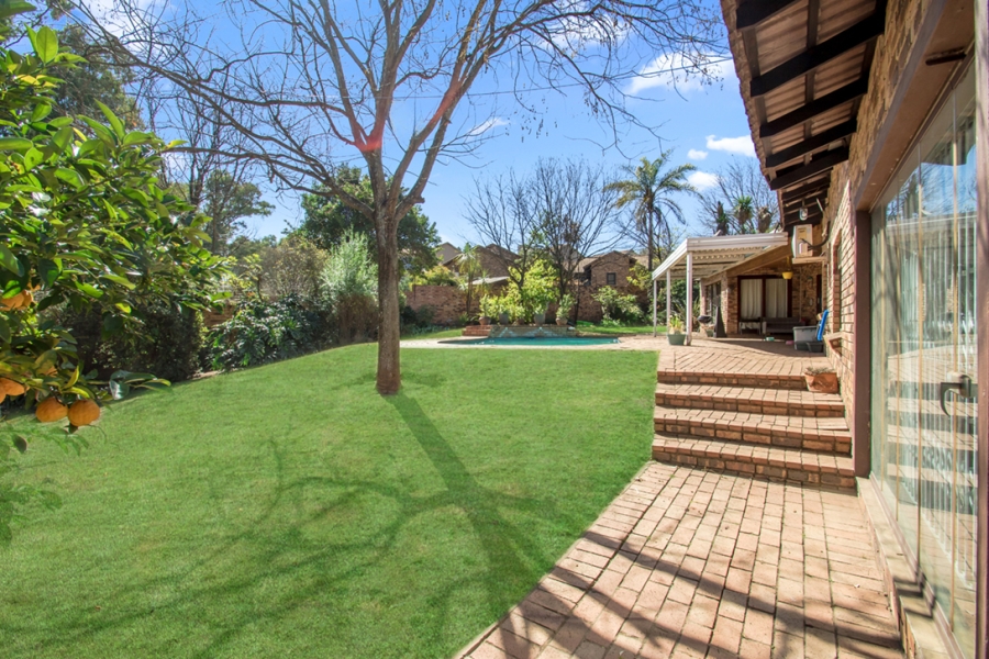 4 Bedroom Property for Sale in Douglasdale Gauteng