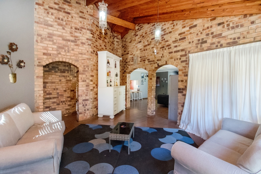 4 Bedroom Property for Sale in Douglasdale Gauteng