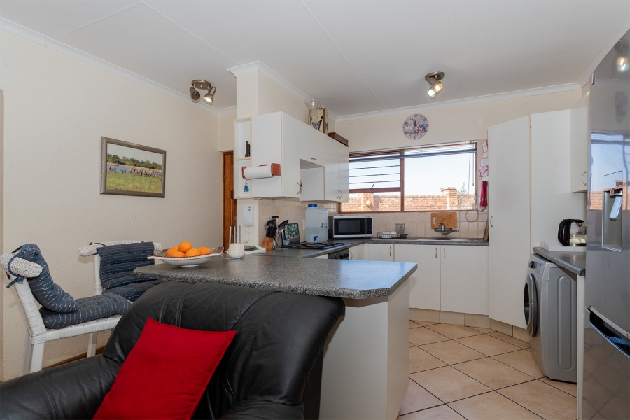 2 Bedroom Property for Sale in Northmead Gauteng