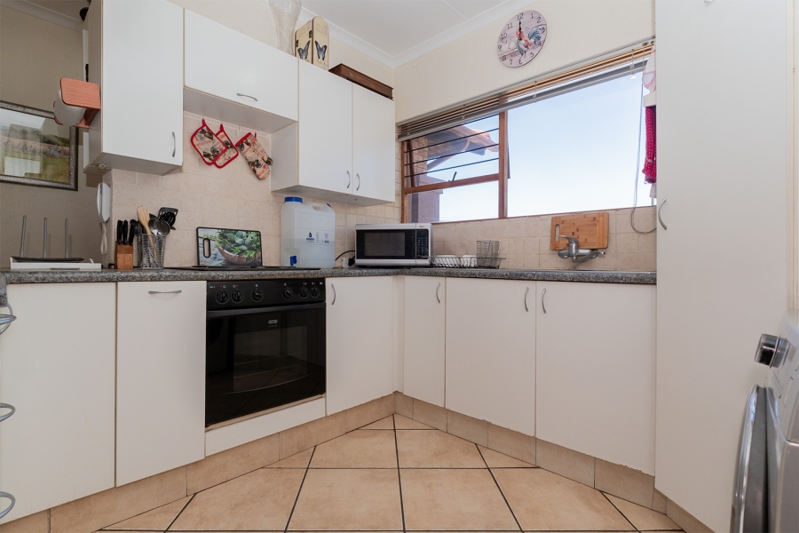 2 Bedroom Property for Sale in Northmead Gauteng