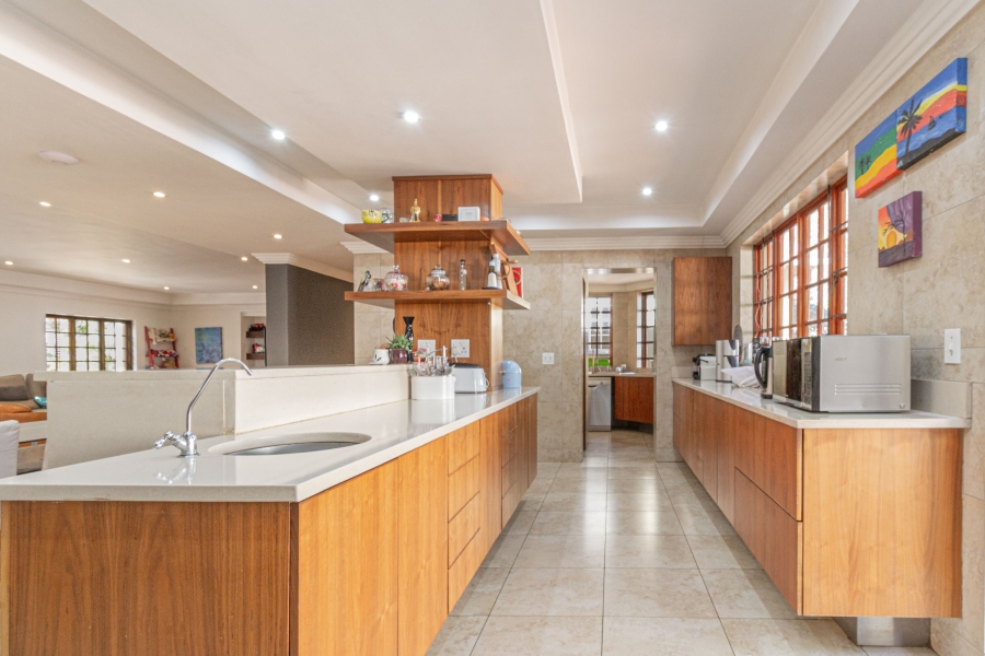 5 Bedroom Property for Sale in Houghton Estate Gauteng