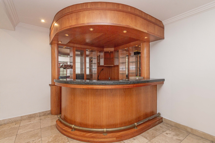 5 Bedroom Property for Sale in Houghton Estate Gauteng