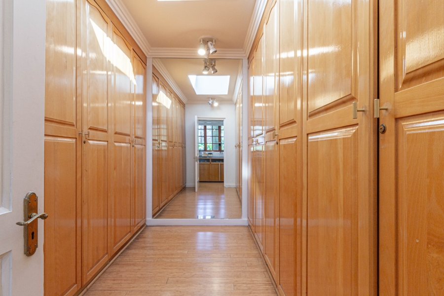 5 Bedroom Property for Sale in Houghton Estate Gauteng