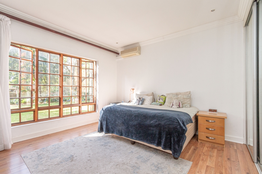 5 Bedroom Property for Sale in Houghton Estate Gauteng