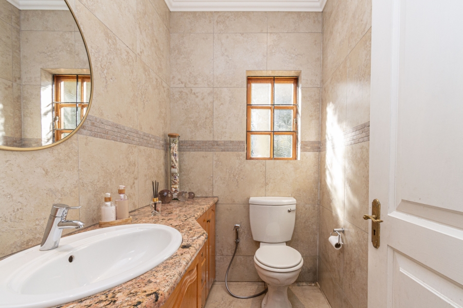 5 Bedroom Property for Sale in Houghton Estate Gauteng