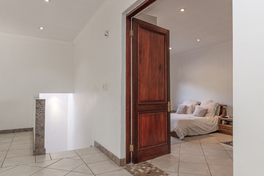 5 Bedroom Property for Sale in Houghton Estate Gauteng