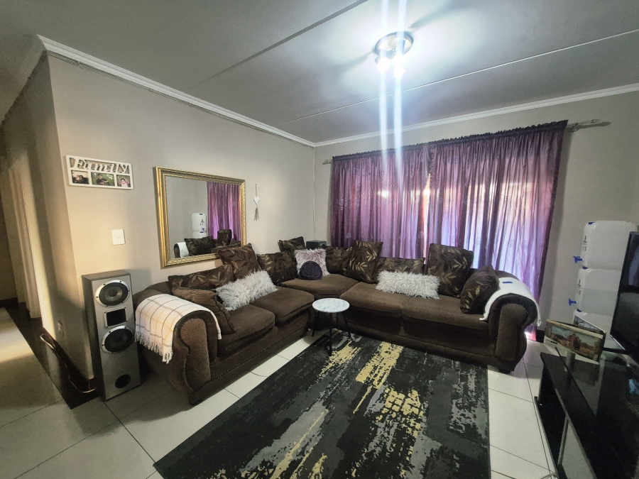 3 Bedroom Property for Sale in Carlswald Gauteng