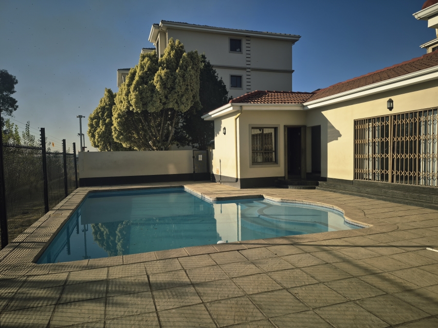 3 Bedroom Property for Sale in Carlswald Gauteng