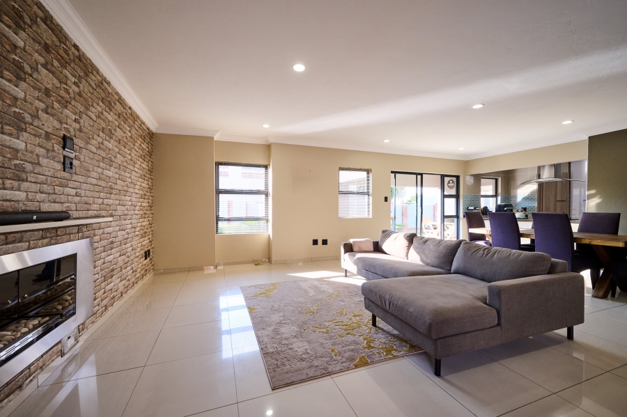 3 Bedroom Property for Sale in Montecello Estate Gauteng