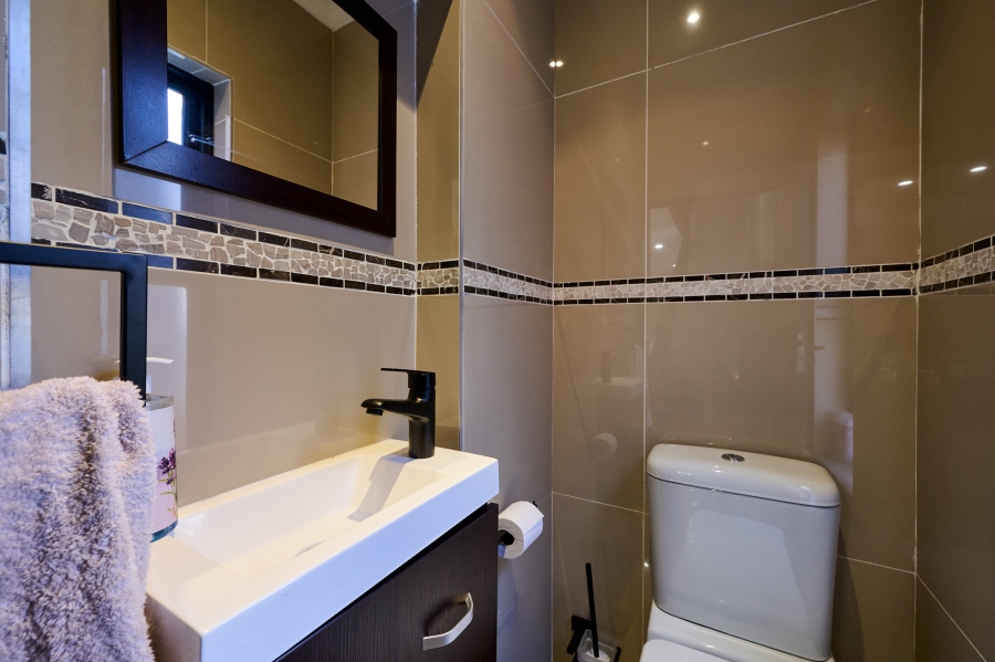 3 Bedroom Property for Sale in Montecello Estate Gauteng