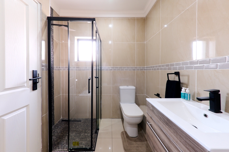 3 Bedroom Property for Sale in Montecello Estate Gauteng