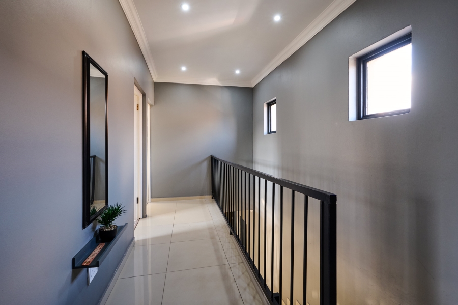 3 Bedroom Property for Sale in Montecello Estate Gauteng