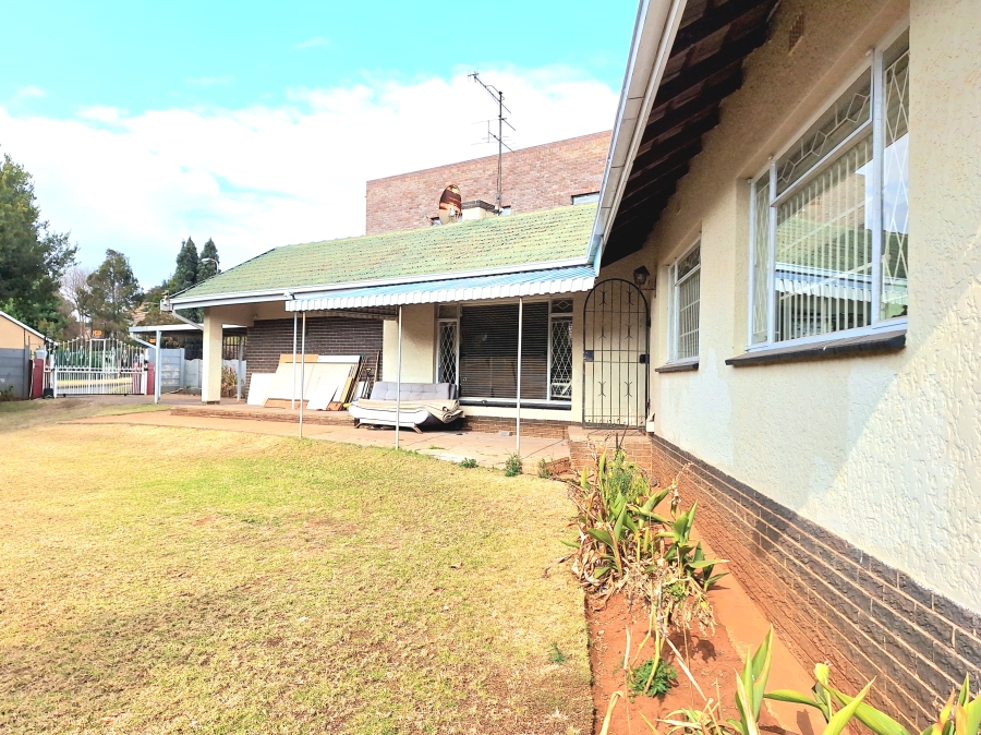 4 Bedroom Property for Sale in Montgomery Park Gauteng