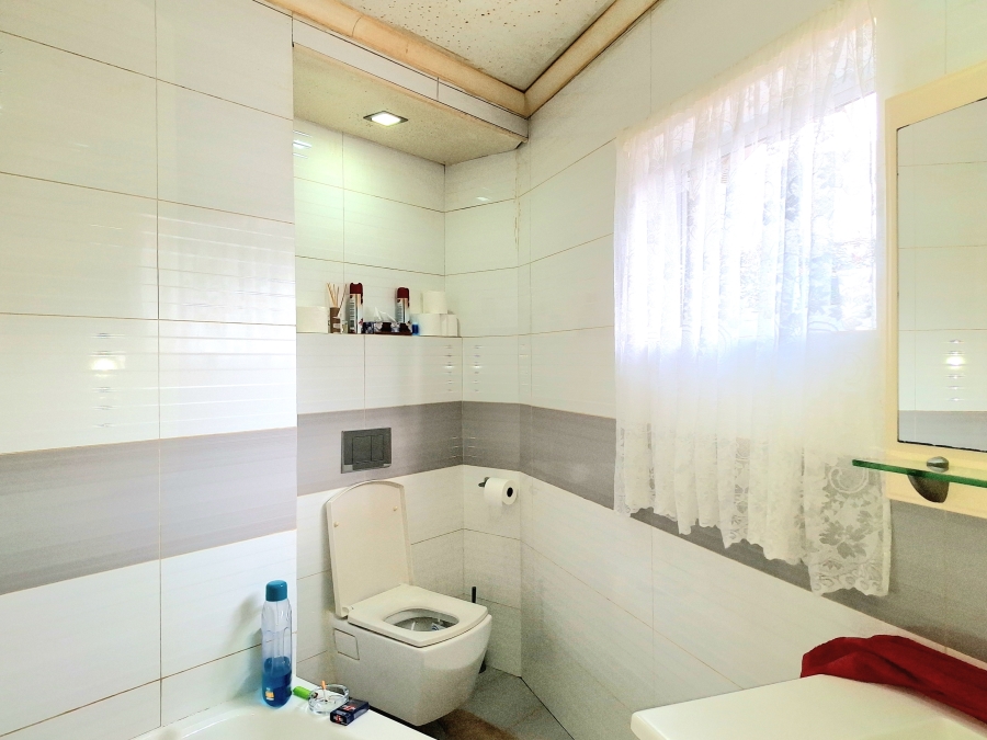 4 Bedroom Property for Sale in Montgomery Park Gauteng