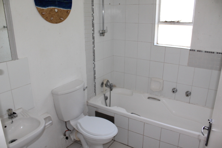 2 Bedroom Property for Sale in Allens Nek Gauteng