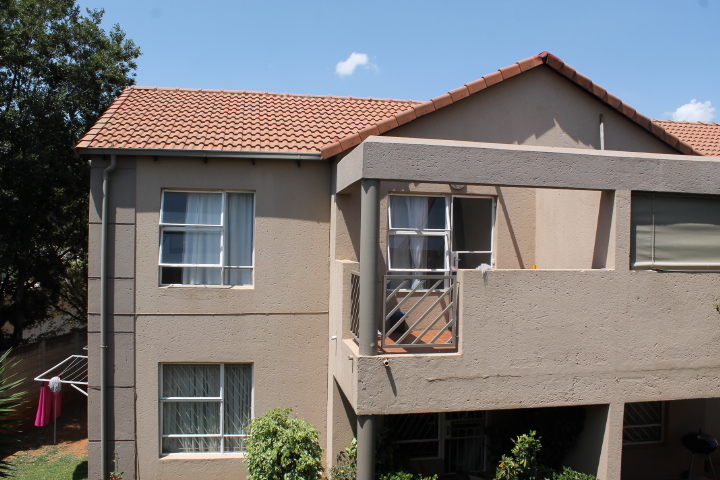 2 Bedroom Property for Sale in Allens Nek Gauteng