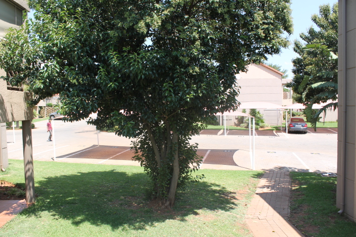 2 Bedroom Property for Sale in Allens Nek Gauteng