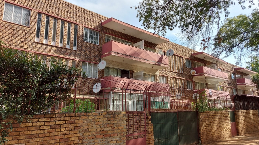 2 Bedroom Property for Sale in Vanderbijlpark CW 2 Gauteng