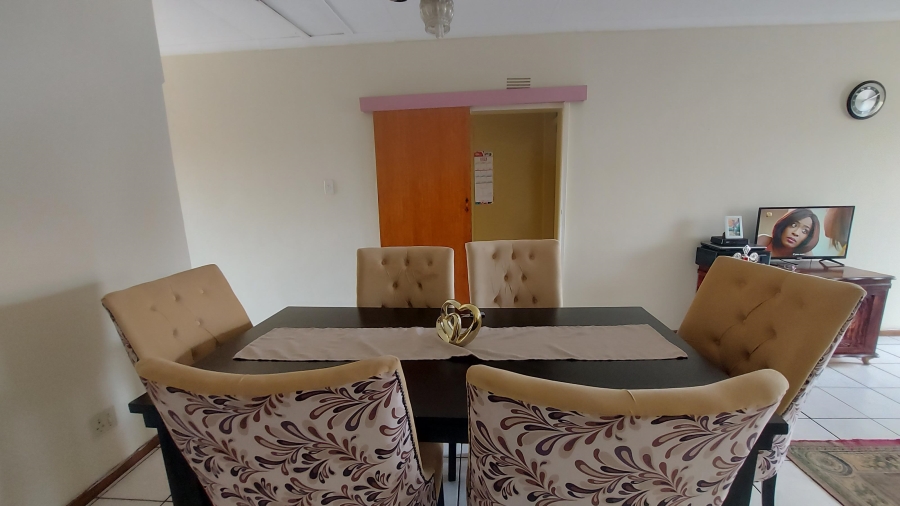 2 Bedroom Property for Sale in Vanderbijlpark CW 2 Gauteng