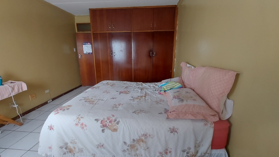 2 Bedroom Property for Sale in Vanderbijlpark CW 2 Gauteng