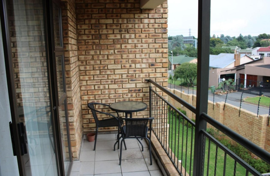 2 Bedroom Property for Sale in South Crest Gauteng