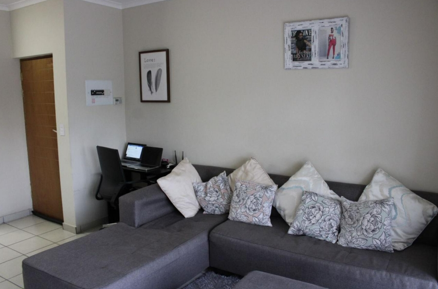 2 Bedroom Property for Sale in South Crest Gauteng