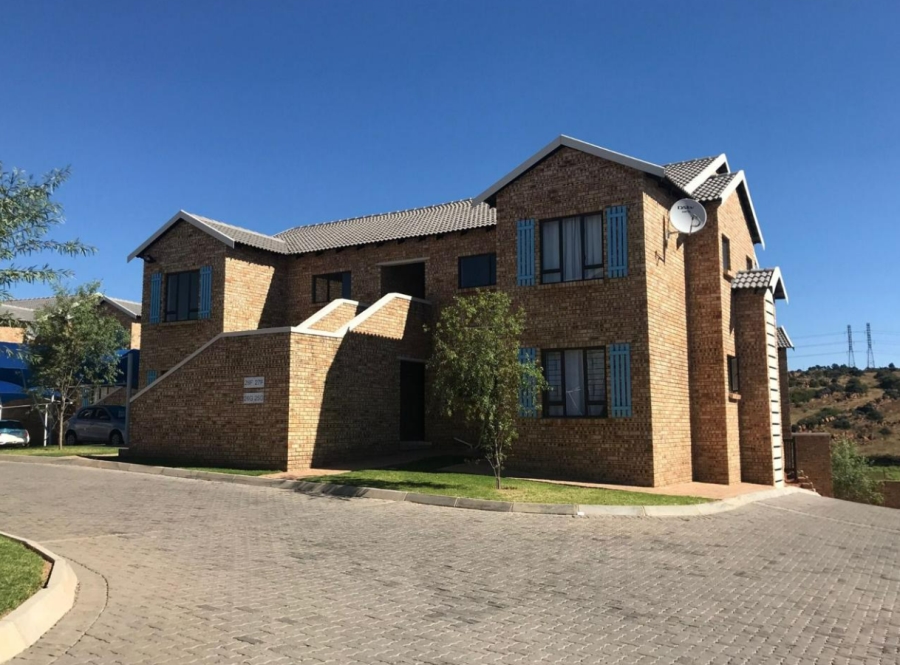 2 Bedroom Property for Sale in South Crest Gauteng
