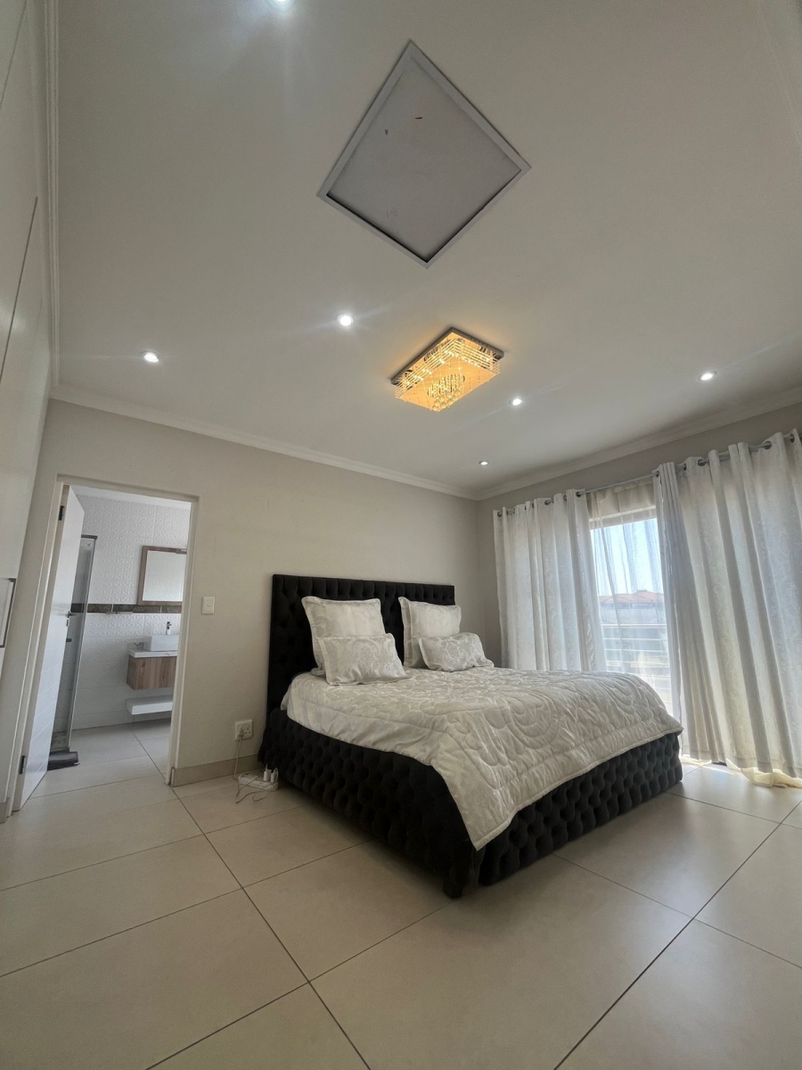 3 Bedroom Property for Sale in Helderwyk Gauteng