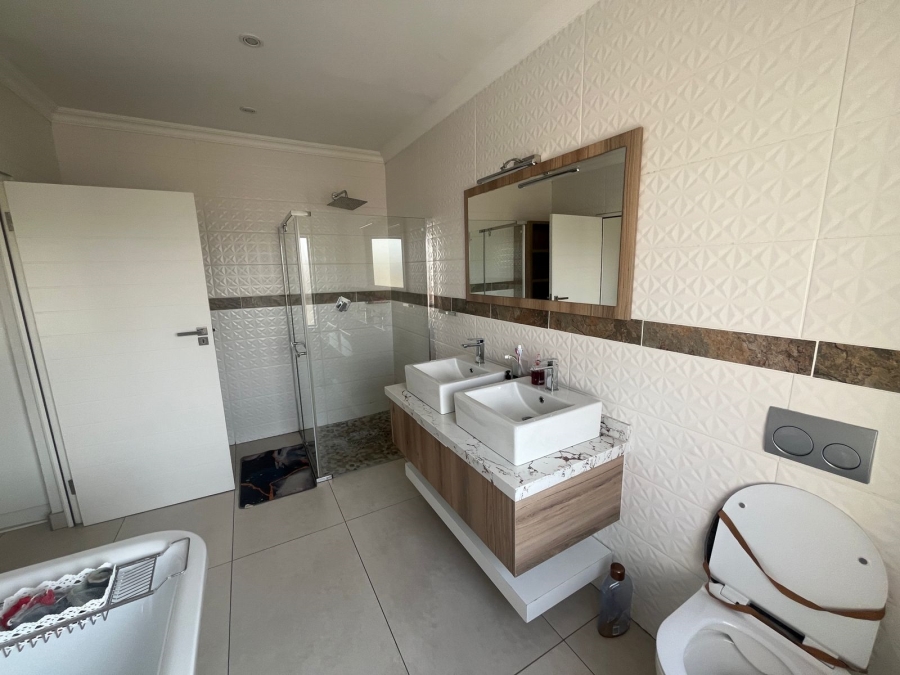 3 Bedroom Property for Sale in Helderwyk Gauteng