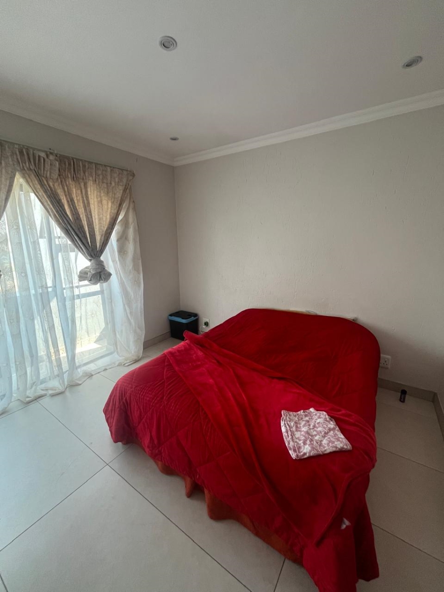3 Bedroom Property for Sale in Helderwyk Gauteng
