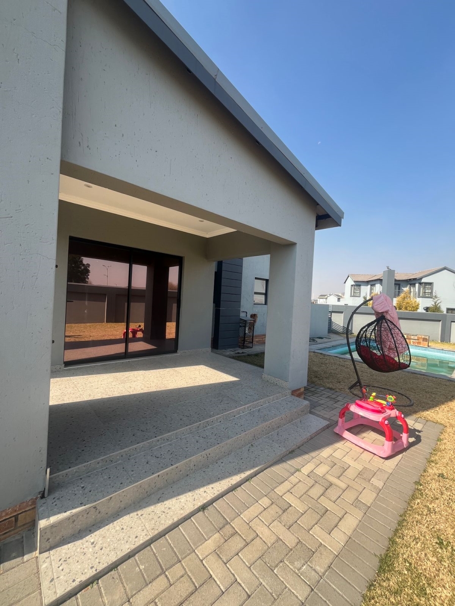 3 Bedroom Property for Sale in Helderwyk Gauteng