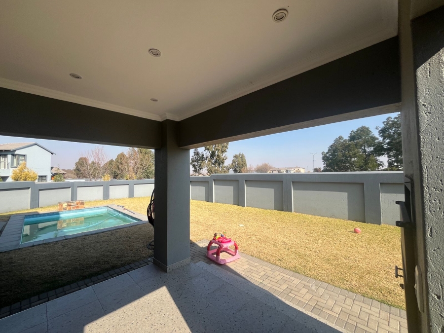 3 Bedroom Property for Sale in Helderwyk Gauteng