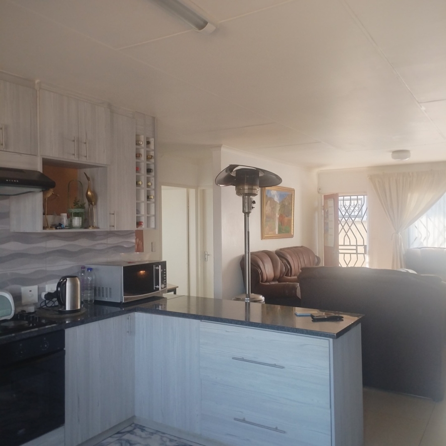 4 Bedroom Property for Sale in Dersley Gauteng
