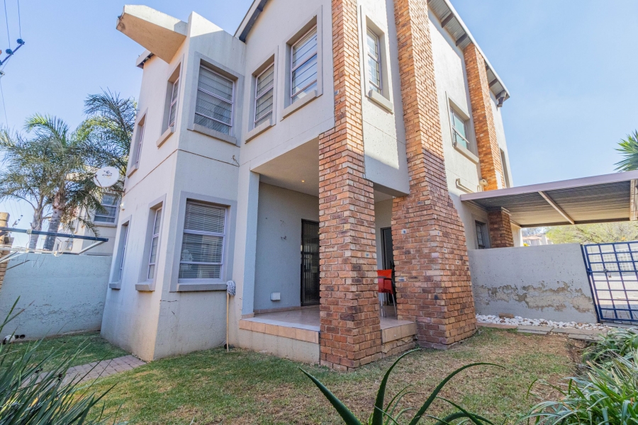 3 Bedroom Property for Sale in Meyersdal Gauteng