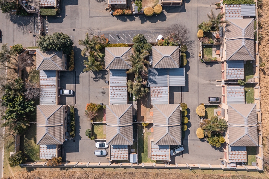 2 Bedroom Property for Sale in Allens Nek Gauteng