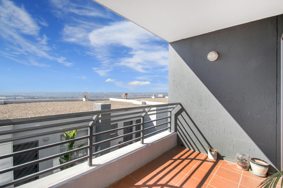 To Let 2 Bedroom Property for Rent in Northcliff Gauteng