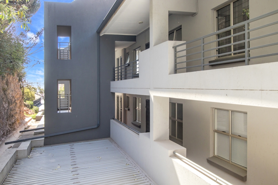 To Let 2 Bedroom Property for Rent in Northcliff Gauteng