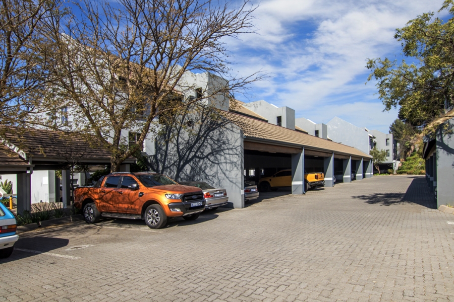To Let 2 Bedroom Property for Rent in Northcliff Gauteng