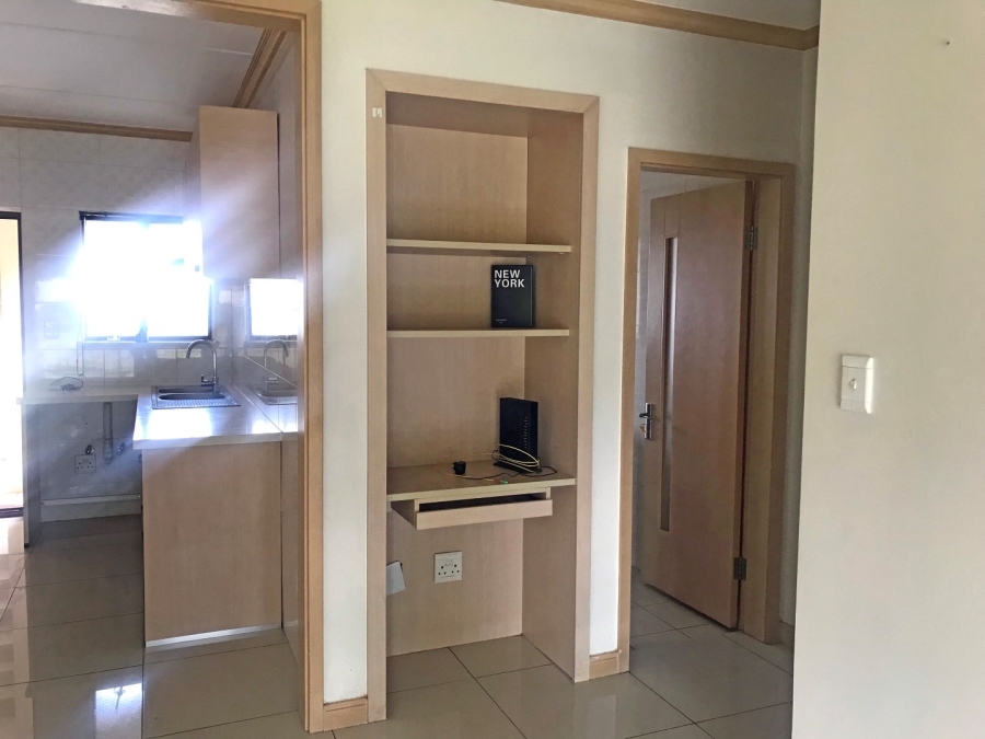 To Let 2 Bedroom Property for Rent in Broadacres Gauteng